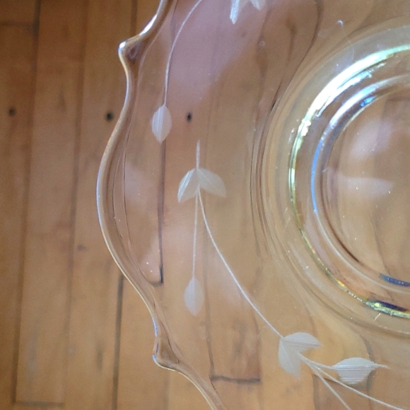 Set of Two Yellow Depression Glass Cup & Saucer - Picture 5 of 6